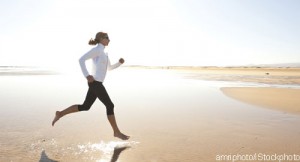 BarefootRunning_amriphoto_iStockphoto_500x270