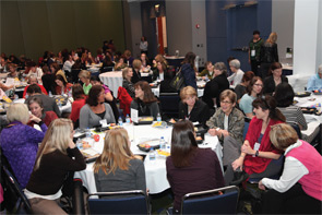 ARHP members networking at the 2011 ACR/ARHP Annual Meeting.